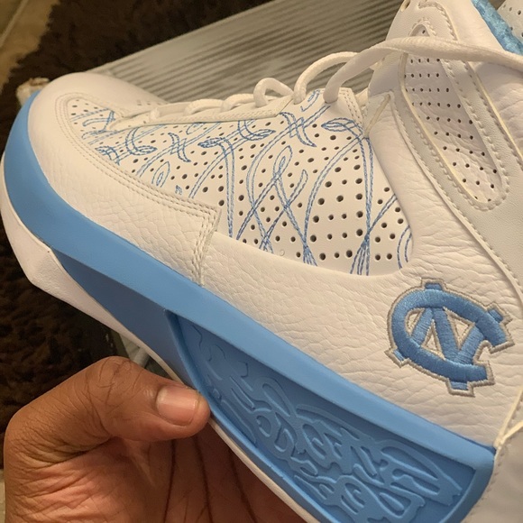 Jordan Icons UNC PE (SOLD) - Picture 6 of 8